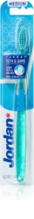 Jordan Target Teeth & Gums Medium spazzolino da denti 1 pz