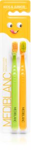 MEDIBLANC KIDS & JUNIOR Ultra Soft fogkefe gyermekeknek ultra gyenge Green, Orange 2 db