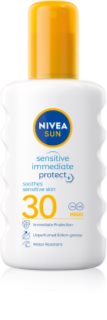 NIVEA SUN Protect & Sensitive spray protector pentru plajă SPF 30 200 ml