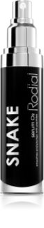 Rodial Snake Serum O2 Serum Lysnende og udglattende effekt
