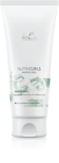 Wella Professionals Nutricurls Waves & Curls après-shampoing nourrissant pour des cheveux faciles à démêler