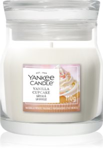 Yankee Candle Vanilla Cupcake scented candle Signature 110 g