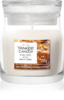 Yankee Candle Caramel Kiss mirisna svijeća Signature 110 g