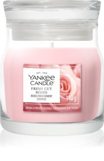 Yankee Candle Fresh Cut Roses bougie parfumée Signature 110 g