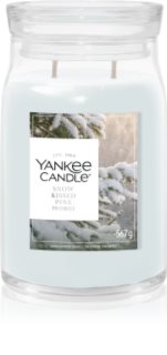 Yankee Candle Snow Kissed Pine vela perfumada Signature