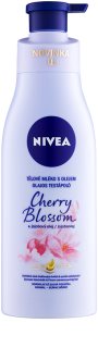 Nivea Cherry Blossom & Jojoba Oil latte corpo con olio