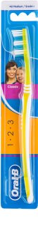 Oral B 1-2-3 Classic Care spazzolino da denti medium