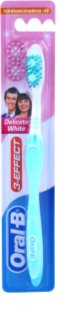 Oral B 3-Effect Delicate White spazzolino da denti medium