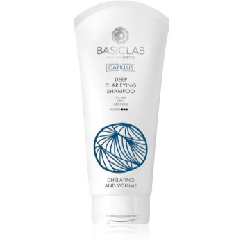 BasicLab Dermocosmetics Capillus sampon pentru curatarea profunda a scalpului seboreic
