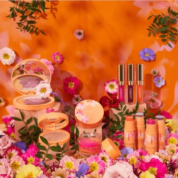 Catrice SEEKING FLOWERS pudra pentru luminozitate - 1 | YEO