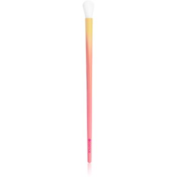 essence BRUSH IT LIKE IT\'S ART blending brush perie pentru difuzarea machiajului