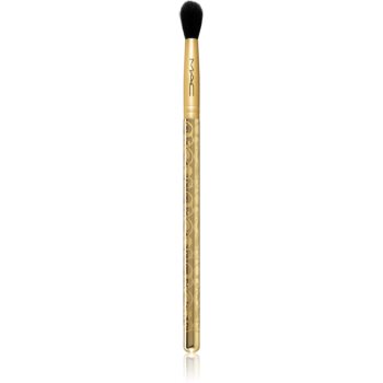 MAC Cosmetics Tempting Fate 224S Tapered Blending Brush pensulă pentru aplicarea fardului de pleoape MAC Cosmetics imagine noua