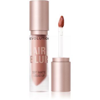 Revolution Air Blur Liquid Lipstick ruj lichid mat, cu textură lejeră