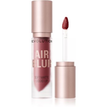 Revolution Air Blur Liquid Lipstick ruj lichid mat, cu textură lejeră