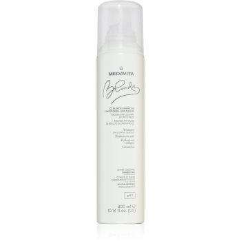 Medavita Blondie Ice Blonde Enhancing Conditioning Hair Mousse Spumă cu două faze pentru par blond