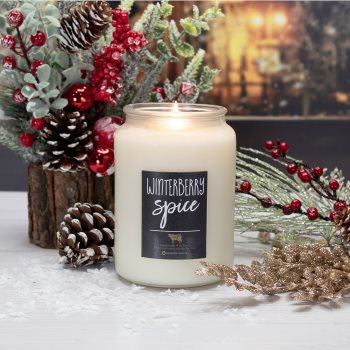 Milkhouse Candle Co. Farmhouse Winterberry Spice lumânare parfumată - 1 | YEO