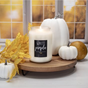 Milkhouse Candle Co. Farmhouse White Pumpkin lumânare parfumată - 1 | YEO