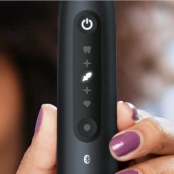 Oral B iO5 periuta de dinti electrica cu sac - 1 | YEO