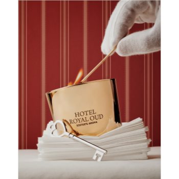 Sister's Aroma Hotel Royal Oud lumânare parfumată