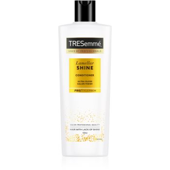 TRESemmé Lamellar Shine balsam pentru păr ușor de pieptănat cu efect iluminator