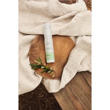Wella Professionals Elements Renewing balsam (nu necesita clatire) pentru un par stralucitor si catifelat - 1 | YEO