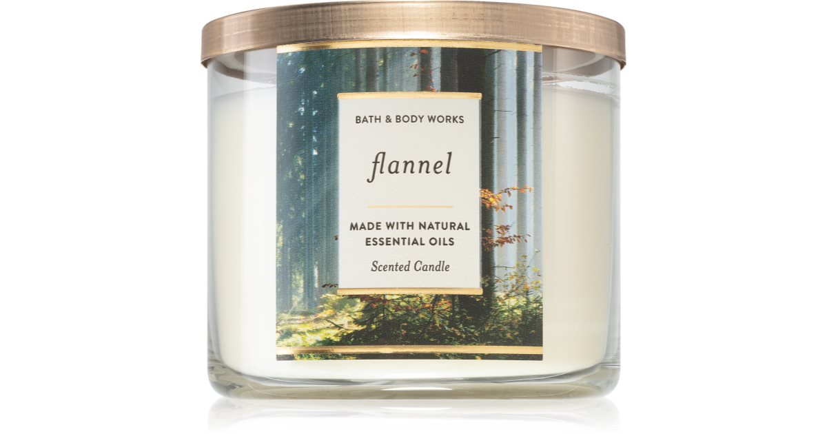 Bath & Body Works Flannel scented candle with essential oils notino.co.uk