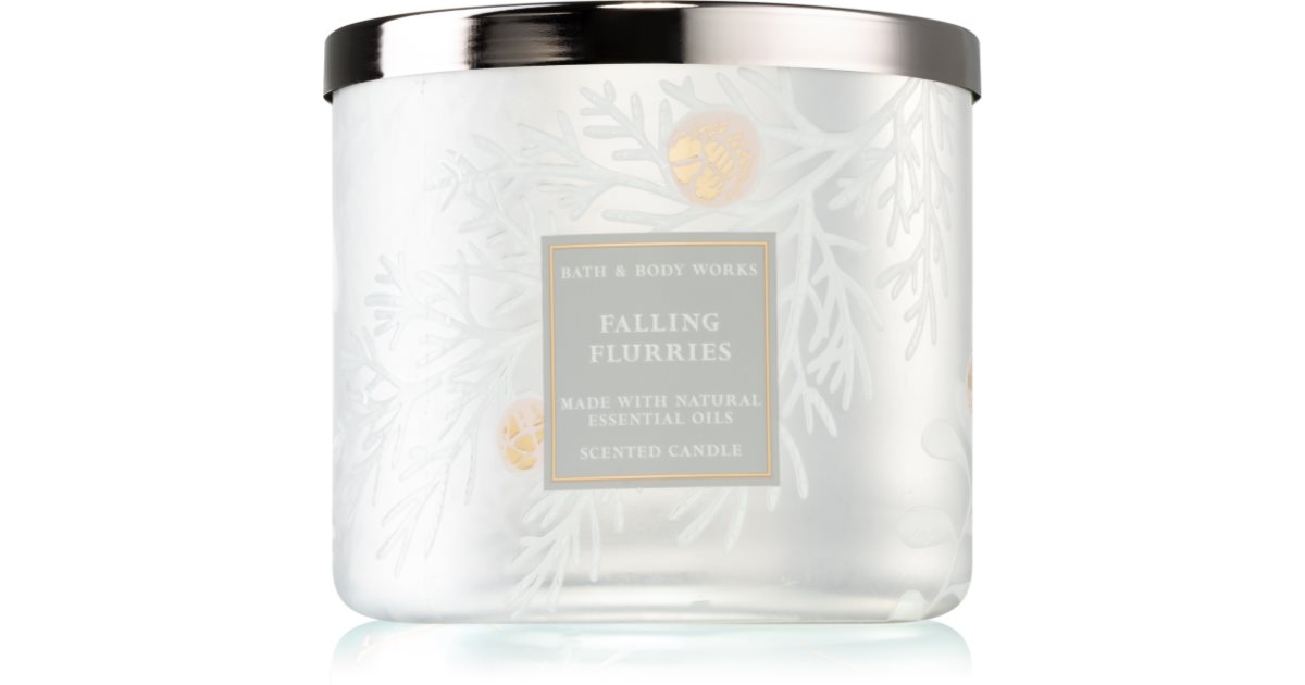 Bath & Body Works Falling Flurries scented candle notino.co.uk