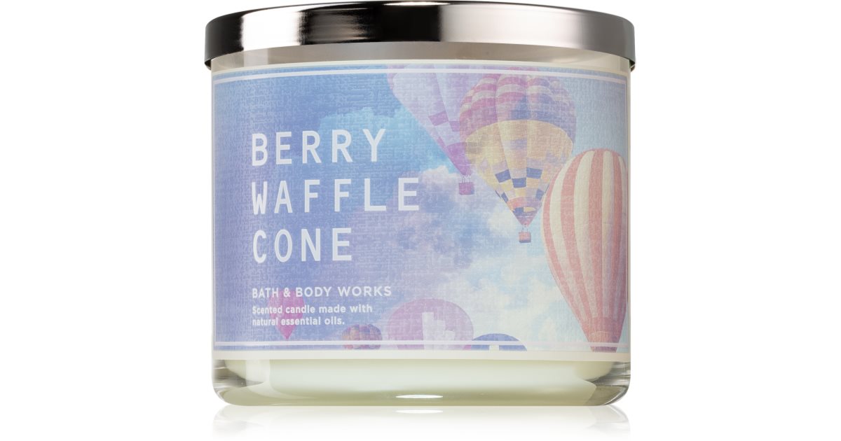 Bath & Body Works Berry Waffle Cone scented candle I. | notino.ie