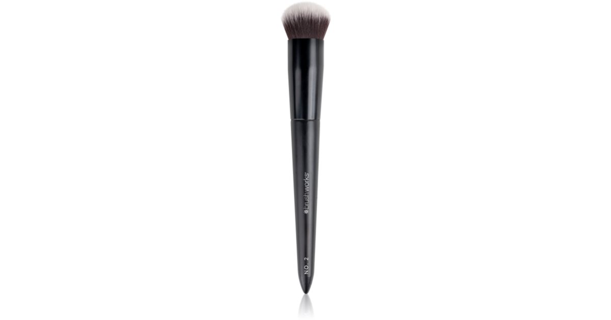 Brushworks Buffing Foundation Brush Foundation Brush | notino.ie