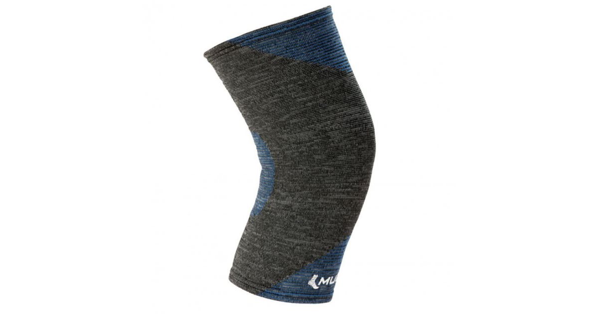 Mueller Gomito Elasticizzato 4-Way Stretch Con Tecnologia Termoreattiva - Taglia S/M - Supporto E Compressione Mirata - 3