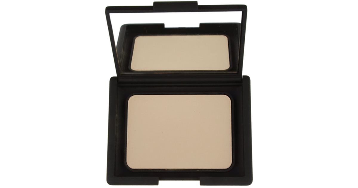 Nee Make Up Compact Powder Vitamin E kompaktni puder | notino.si