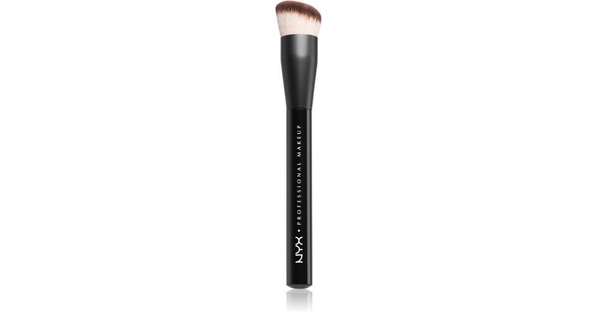 Brush Stop Can\'t Stop Professional NYX Makeup Foundation Won\'t