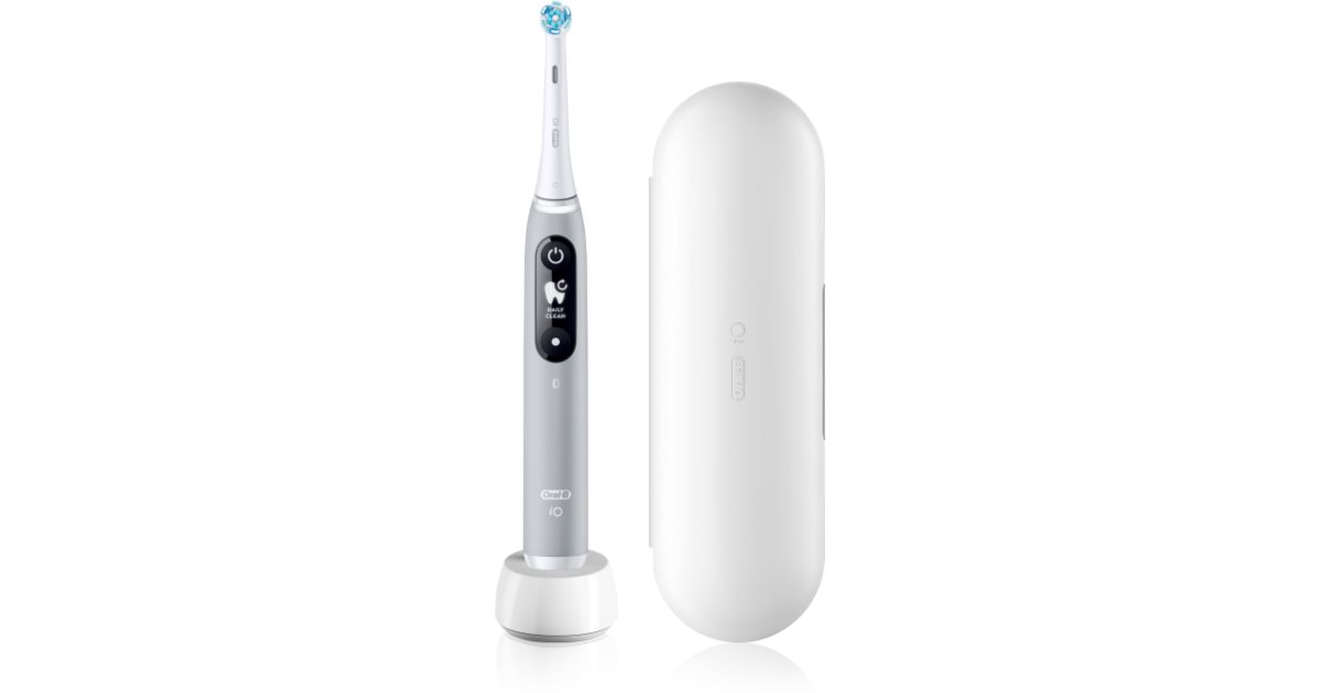 Oral B IO6 Electric Toothbrush With Bag | Notino.co.uk