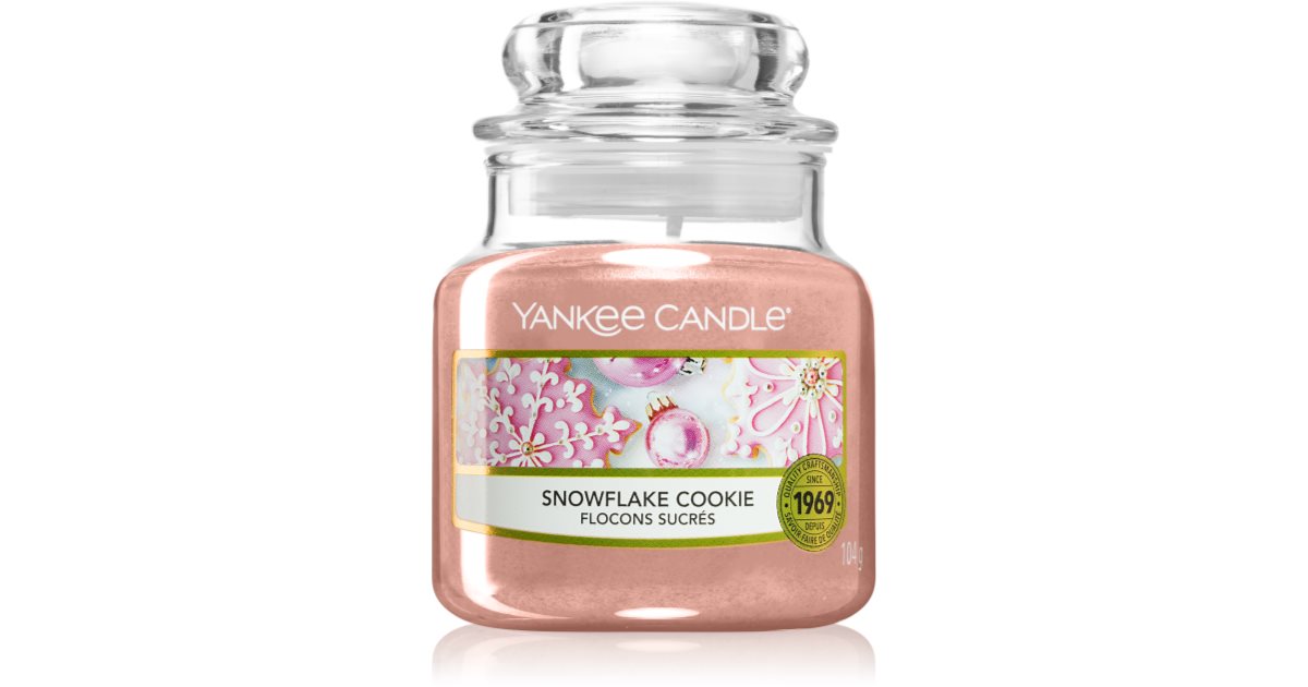 Yankee Candle Snowflake Cookie scented candle classic large | notino.ie