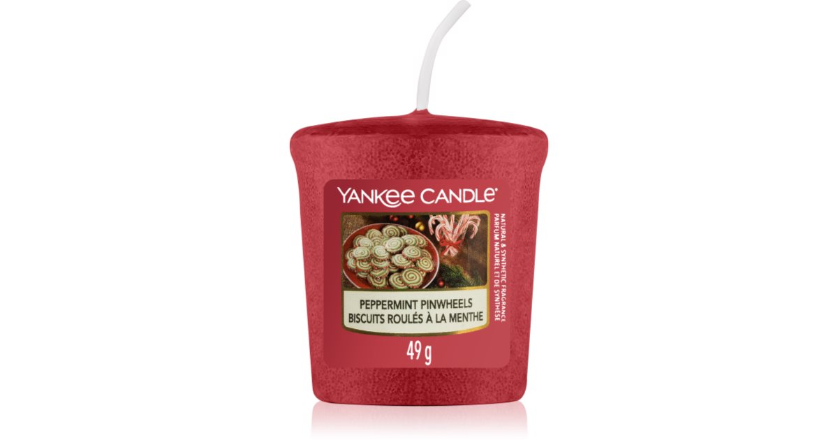 Yankee Candle Peppermint Pinwheels votive candle notino.co.uk
